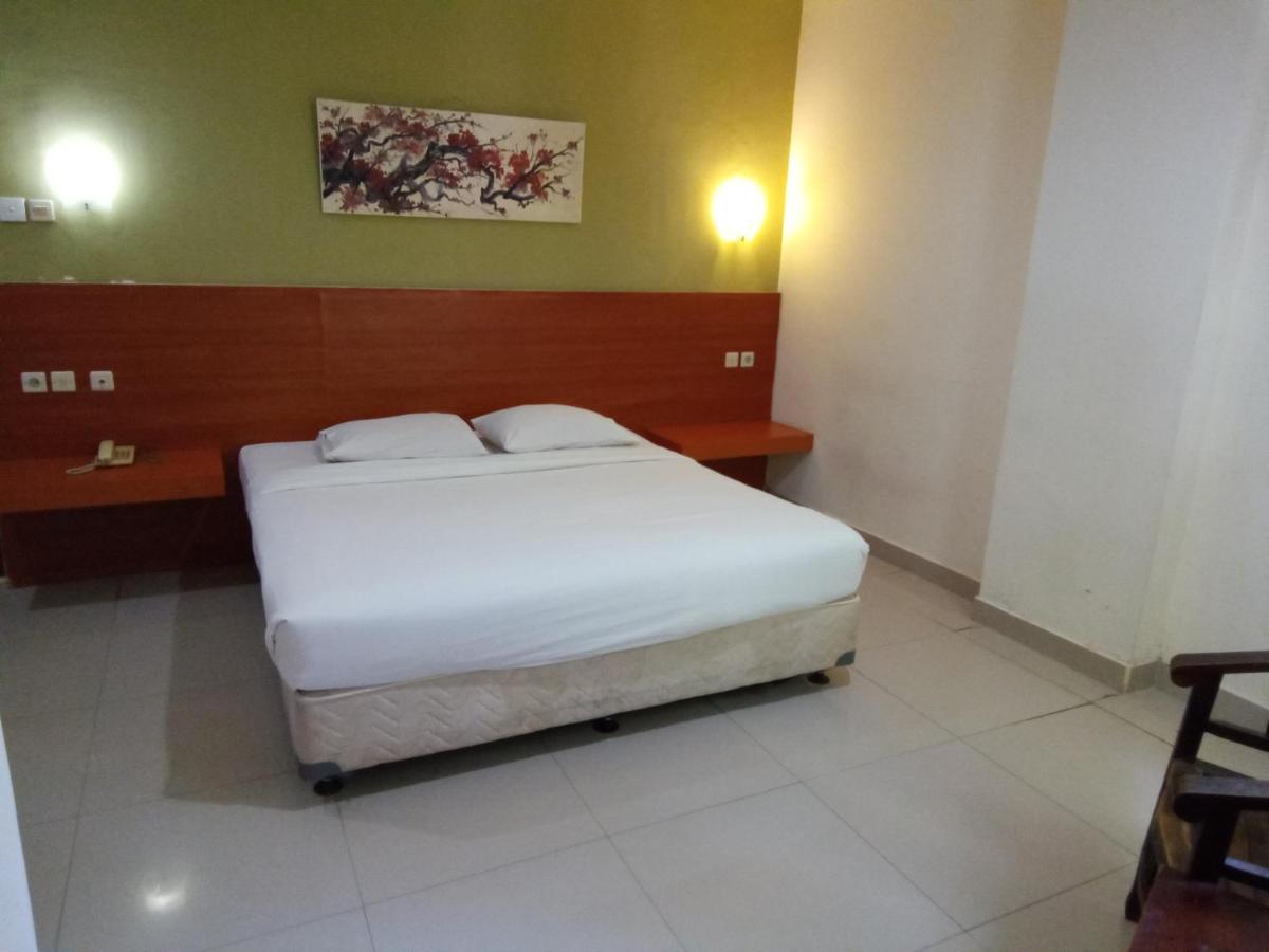Hotel Puri Dibia Kuta Kuta  Ngoại thất bức ảnh