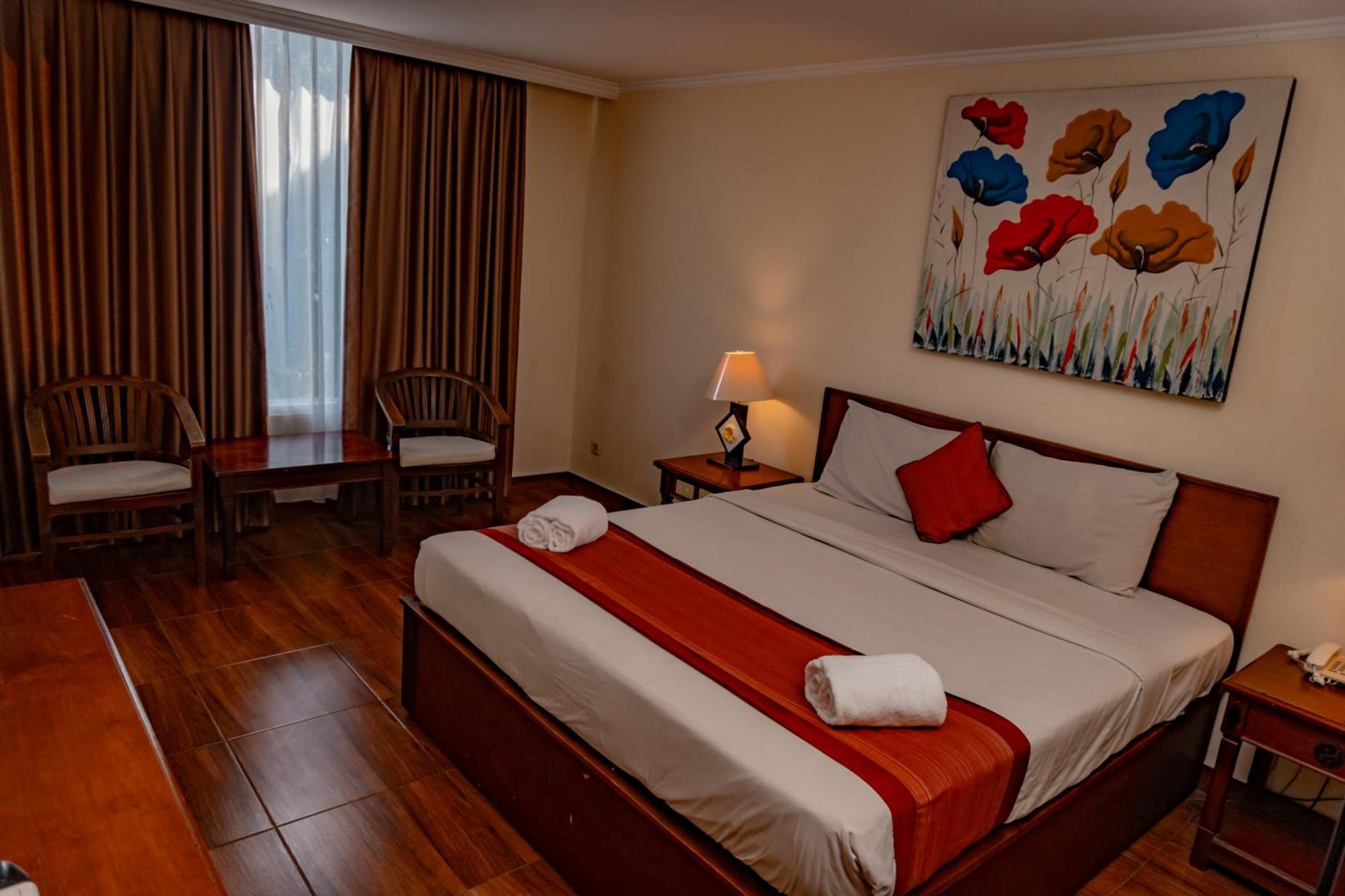 Hotel Puri Dibia Kuta Kuta  Ngoại thất bức ảnh